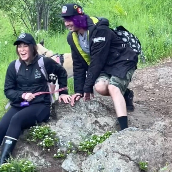 Meet your Posher, Wendy - Picture 3 of 10